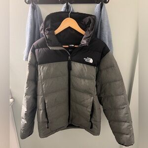 The North Face winter jacket 550 gray